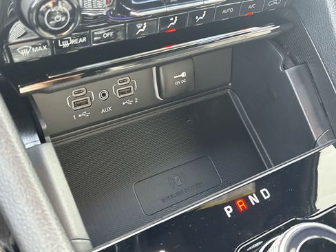 New 2025 Jeep Grand Cherokee Limited w/ Luxury Tech Group II image 27