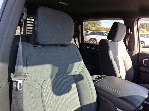 Certified 2022 RAM 1500 Big Horn image 13