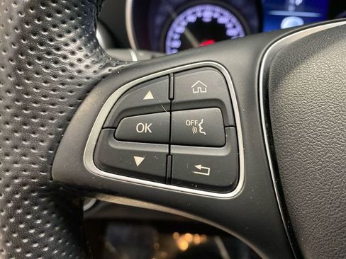 Used 2018 Mercedes-Benz C 300 4MATIC Sedan image 20