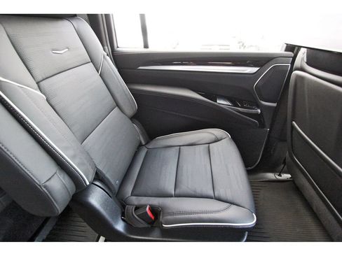 New 2026 Cadillac Escalade ESV Luxury w/ Touring Package AWD/4WD image 11