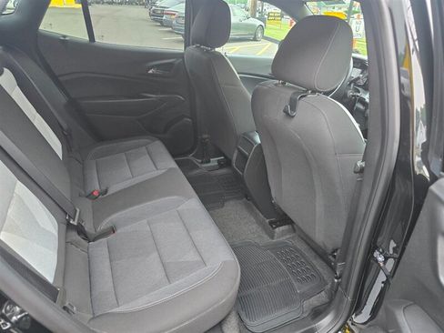 Used 2024 Chevrolet Trax RS w/ Driver Confidence Package FWD image 13
