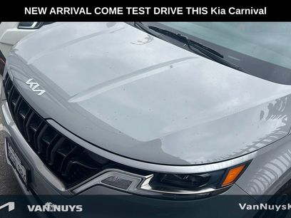 Used 2024 Kia Carnival EX