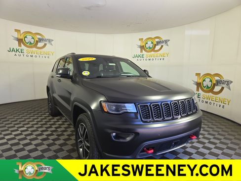 Used 2019 Jeep Grand Cherokee Trailhawk w/ Trailhawk Luxury Group AWD/4WD image 1
