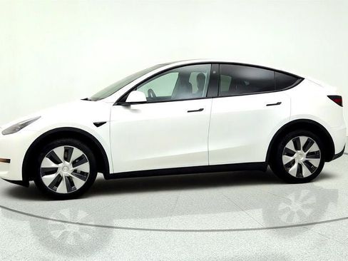 Used 2023 Tesla Model Y Long Range AWD/4WD image 8
