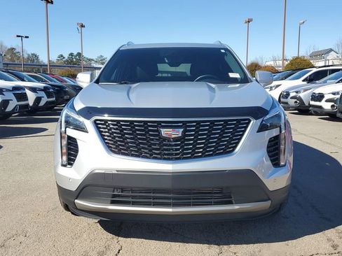 Used 2022 Cadillac XT4 Premium Luxury w/ Enhanced Visibility Package image 2