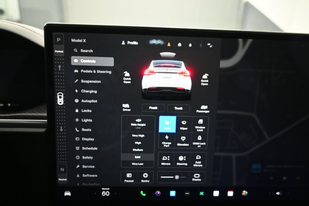 Used 2022 Tesla Model X Plaid AWD/4WD image 11