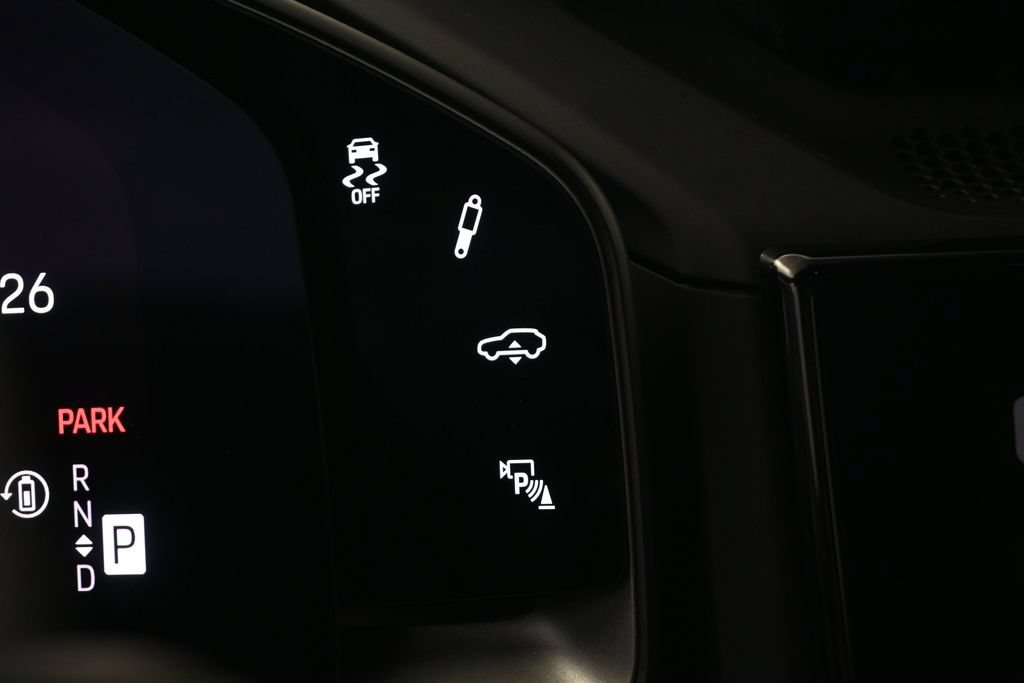 Certified 2026 Porsche Cayenne Electric AWD/4WD image 30