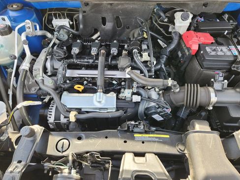 Used 2024 Nissan Kicks SR image 31