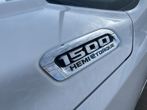 Used 2023 RAM 1500 Big Horn image 12