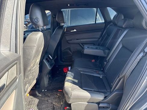 Used 2021 Volkswagen Atlas Cross Sport SE w/ Panoramic Sunroof Package image 10