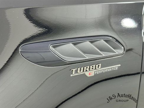 Used 2024 Mercedes-Benz C 63 AMG S image 41