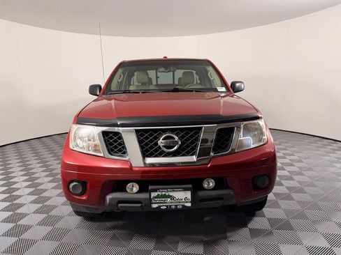 Used 2012 Nissan Frontier SV w/ SV Premium Utility Pkg AWD/4WD image 3