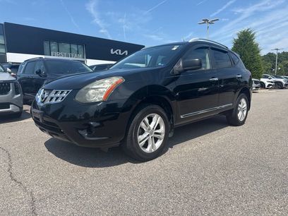 Used 2015 Nissan Rogue S w/ Convenience Package