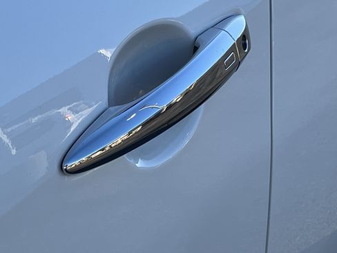 Used 2024 Nissan Altima 2.5 SL image 12