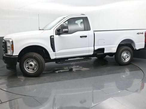 New 2026 Ford F250 XL image 2