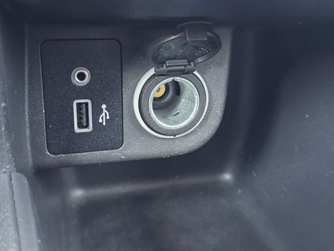 Used 2020 Nissan Kicks S FWD image 26