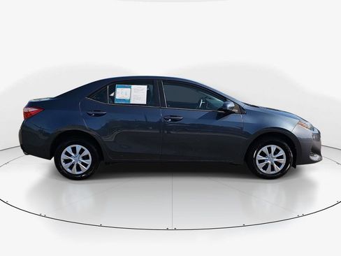 Used 2019 Toyota Corolla L image 4