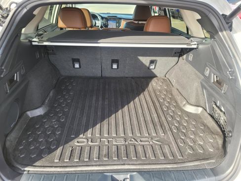 Certified 2022 Subaru Outback Touring image 19
