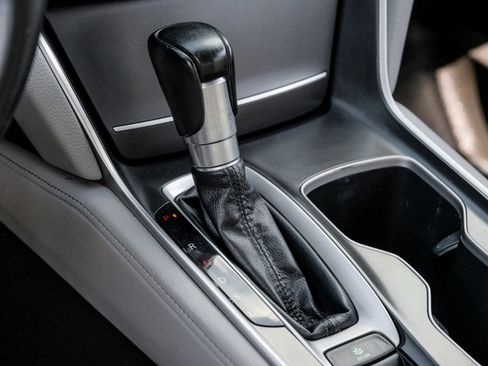 Used 2018 Honda Accord EX-L image 28