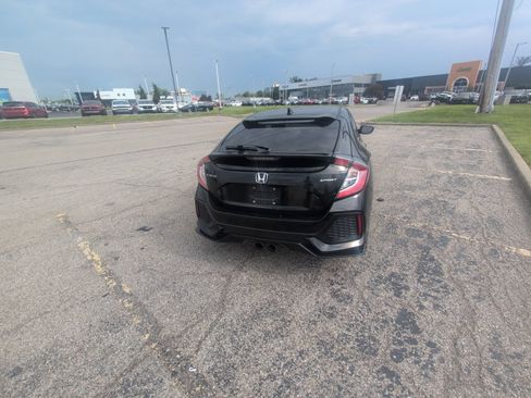 Used 2018 Honda Civic Sport image 26