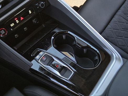 New 2025 Audi SQ5 Premium Plus image 24