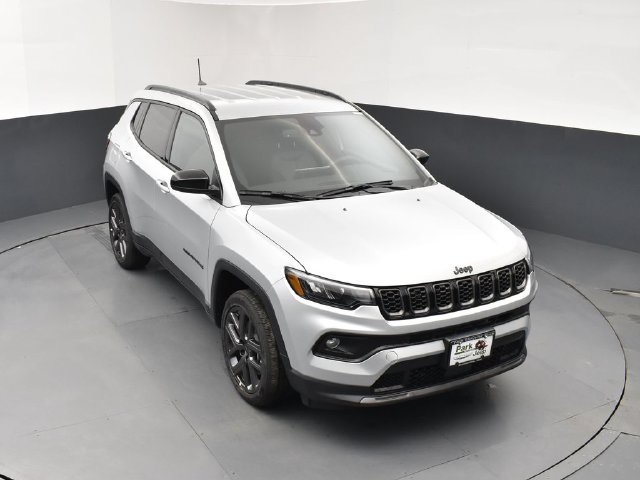 New 2026 Jeep Compass Latitude AWD/4WD image 13