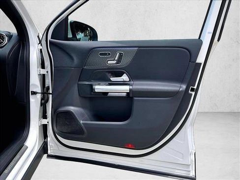 Used 2026 Mercedes-Benz GLA 250 image 19
