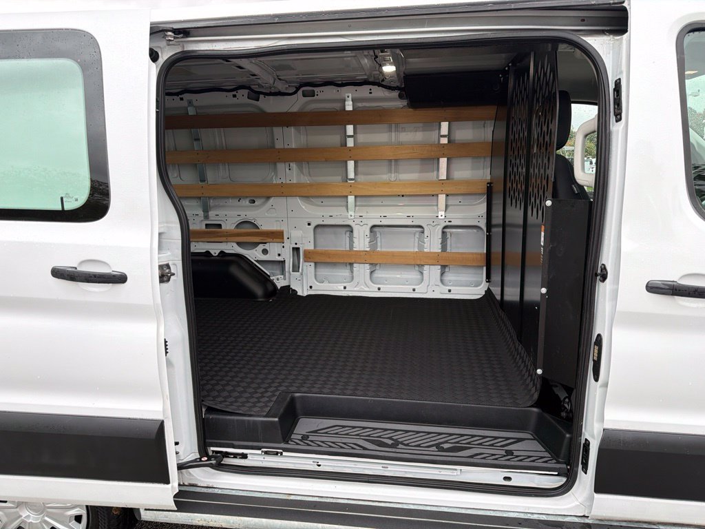 Used 2025 Ford Transit 250 Low Roof w/ Exterior Upgrade Package RWD image 31