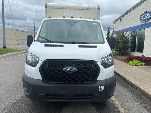 Used 2022 Ford Transit 350 DRW RWD image 9