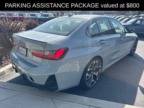 Used 2026 BMW 330i Sedan w/ M Sport Package RWD image 5