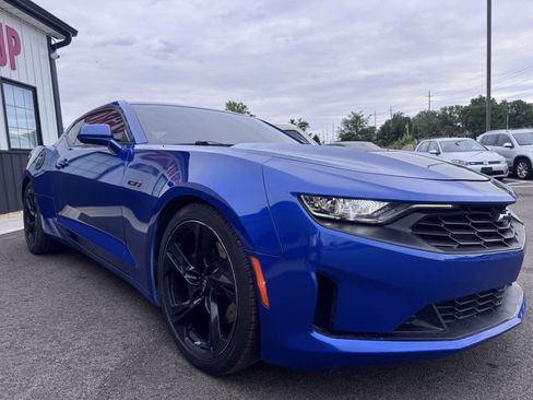 Used 2021 Chevrolet Camaro LT w/ RS Package RWD image 4