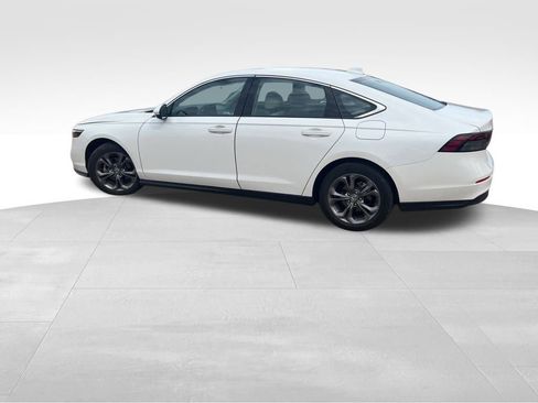 Used 2024 Honda Accord EX image 20