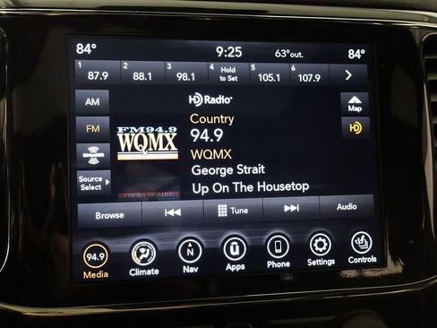 Used 2021 Jeep Grand Cherokee Limited X image 48