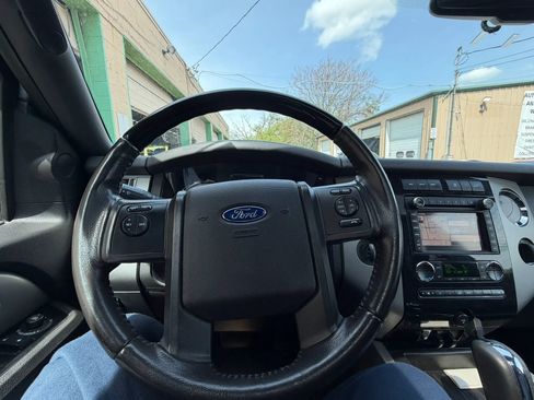 Used 2013 Ford Expedition Limited AWD/4WD image 29