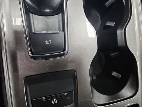 Used 2024 Ford Edge SEL image 23