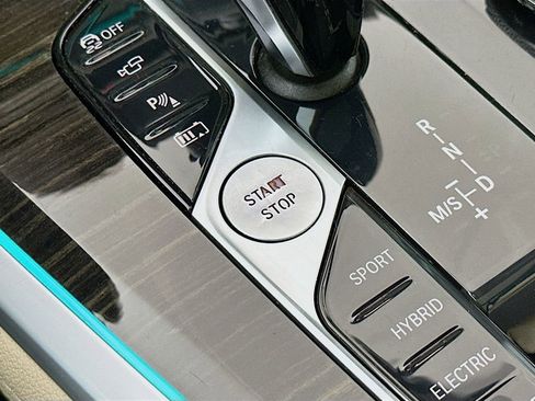 Used 2021 BMW X5 xDrive45e w/ Premium Package 3 image 19