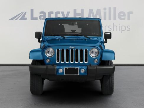 Used 2015 Jeep Wrangler Unlimited Sahara w/ Max Tow Package image 7