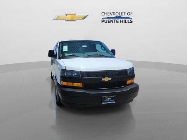 New 2026 Chevrolet Express 2500 Extended w/ Communications Package RWD image 3