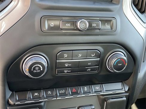 Used 2022 Chevrolet Silverado 1500 Custom image 14