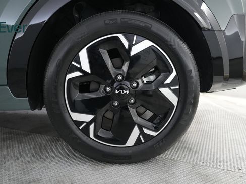 Used 2023 Kia Niro Wind FWD image 8