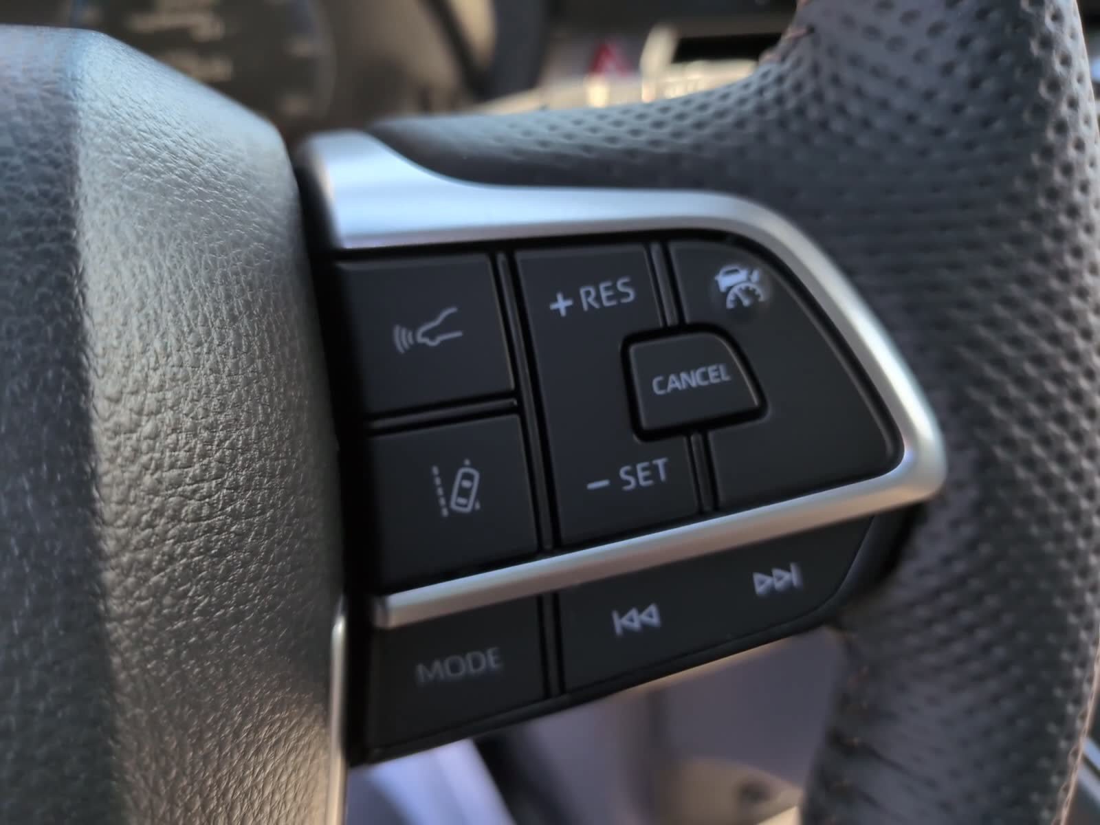 New 2026 Toyota Sienna Platinum AWD/4WD image 18