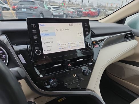 Used 2023 Toyota Camry XLE image 27