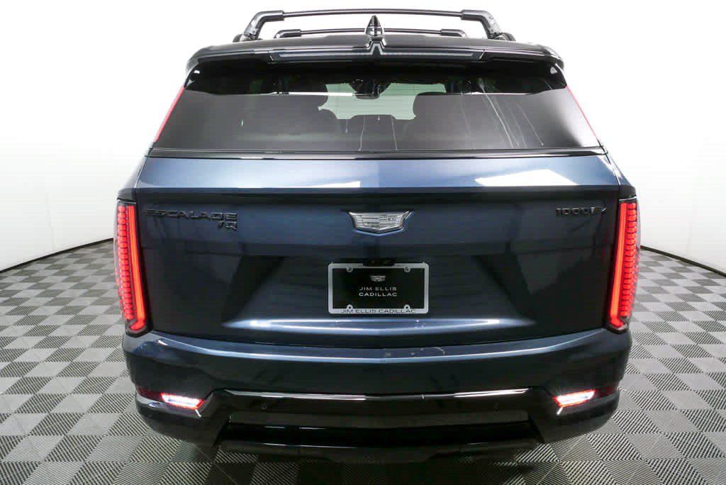 Certified 2026 Cadillac Escalade IQ Sport 1 w/ LPO, ONYX Package AWD/4WD image 28