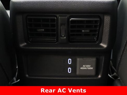 Used 2025 Toyota 4Runner Limited image 31