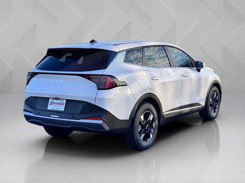 New 2026 Kia Sportage LX FWD image 5