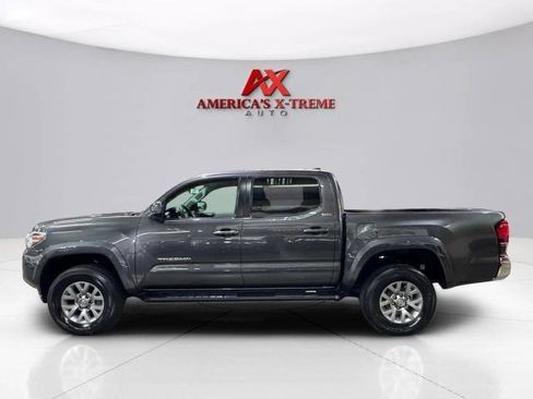 Used 2019 Toyota Tacoma SR5 RWD image 4