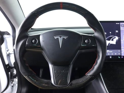Used 2019 Tesla Model 3 Long Range image 10