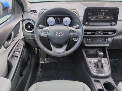 Certified 2022 Hyundai Kona Limited image 15