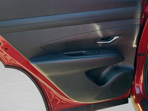 New 2026 Hyundai Tucson Blue SE image 10