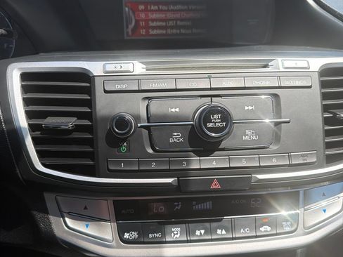 Used 2015 Honda Accord Sport image 11